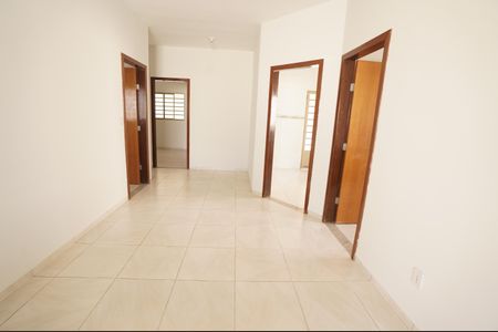 Casa para alugar com 143m², 4 quartos e 3 vagas