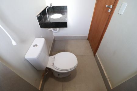 Casa para alugar com 25m², 1 quarto e 1 vagaBanheiro 