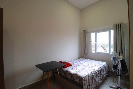 Quarto/sala de casa para alugar com 1 quarto, 25m² em Residencial Florida, Ribeirão Preto