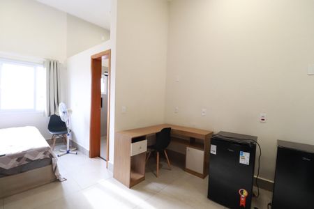 Quarto/sala de casa para alugar com 1 quarto, 25m² em Residencial Florida, Ribeirão Preto
