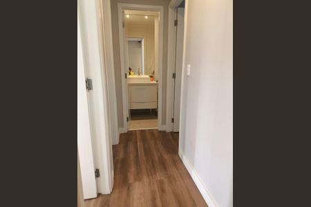 Casa de condomínio à venda com 147m², 3 quartos e 2 vagasCorredor