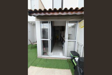 Casa de condomínio à venda com 147m², 3 quartos e 2 vagasÁrea externa
