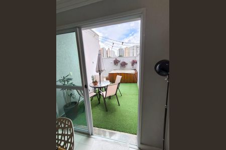 Casa de condomínio à venda com 147m², 3 quartos e 2 vagasÁrea externa