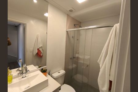 Casa de condomínio à venda com 147m², 3 quartos e 2 vagasBanheiro