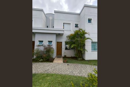 Casa de condomínio à venda com 147m², 3 quartos e 2 vagasFachada