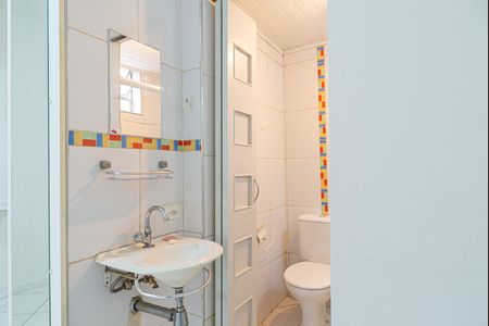 Studio para alugar com 30m², 1 quarto e sem vaga Studio para alugar com 30m², 1 quarto e sem vagaBanheiro