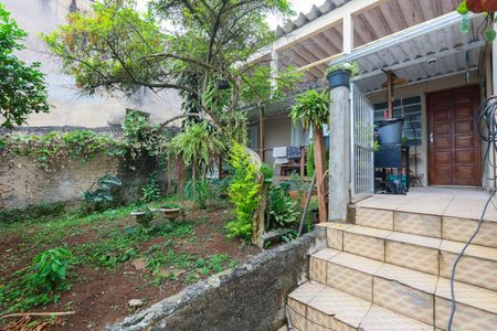Casa à venda com 250m², 3 quartos e 3 vagas Casa à venda com 250m², 3 quartos e 3 vagasÁrea externa