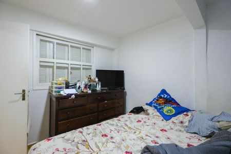 Casa à venda com 250m², 3 quartos e 3 vagas Casa à venda com 250m², 3 quartos e 3 vagasQuarto 2