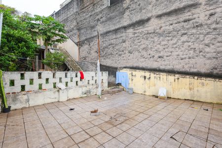 Casa à venda com 250m², 3 quartos e 3 vagas Casa à venda com 250m², 3 quartos e 3 vagasÁrea externa