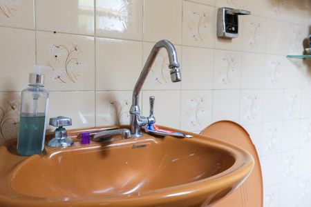 Casa à venda com 250m², 3 quartos e 3 vagas Casa à venda com 250m², 3 quartos e 3 vagasBanheiro