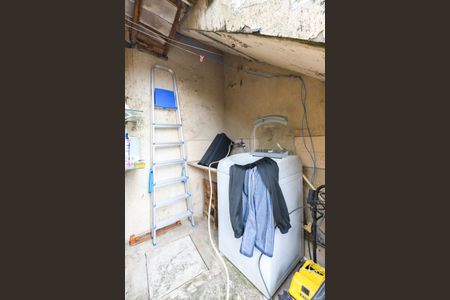Casa à venda com 250m², 3 quartos e 3 vagas Casa à venda com 250m², 3 quartos e 3 vagasÁrea externa