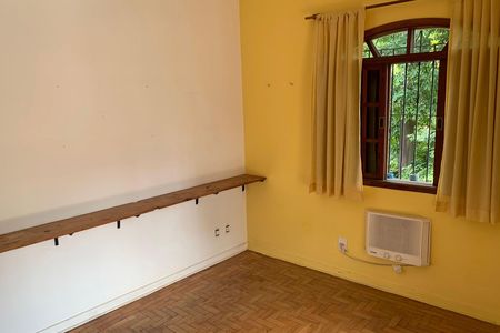 Casa para alugar com 121m², 2 quartos e 2 vagas Casa para alugar com 121m², 2 quartos e 2 vagasQuarto 1