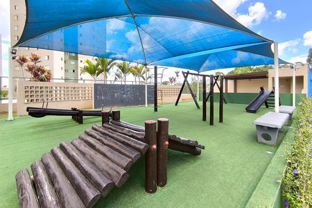 Apartamento à venda com 48m², 2 quartos e 1 vaga Apartamento à venda com 48m², 2 quartos e 1 vagaÁrea comum - Playground