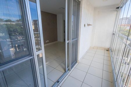 Apartamento para alugar com 75m², 3 quartos e 1 vaga Apartamento para alugar com 75m², 3 quartos e 1 vagavaranda