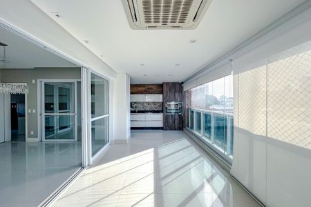 Varanda de apartamento para alugar com 3 quartos, 226m² em Vila Gomes Cardim, São Paulo