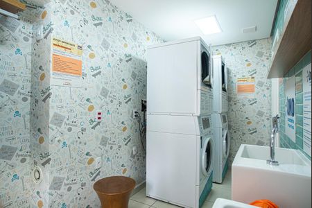 Studio para alugar com 28m², 1 quarto e sem vaga Studio para alugar com 28m², 1 quarto e sem vagaÁrea comum - Lavanderia
