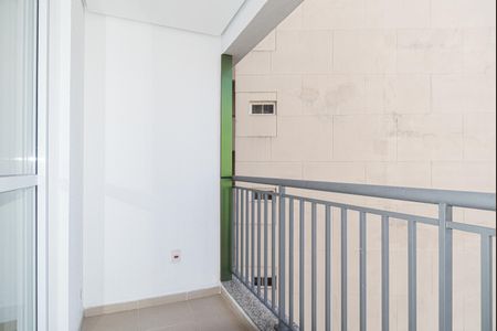 Studio para alugar com 28m², 1 quarto e sem vaga Studio para alugar com 28m², 1 quarto e sem vagaVaranda do Quarto