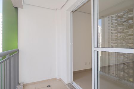 Studio para alugar com 28m², 1 quarto e sem vaga Studio para alugar com 28m², 1 quarto e sem vagaVaranda do Quarto