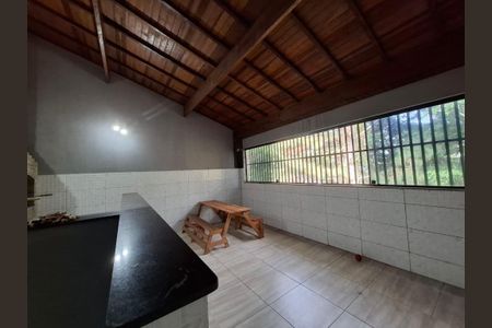 Casa à venda com 108m², 3 quartos e 2 vagasFoto 08