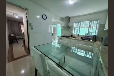 Casa à venda com 108m², 3 quartos e 2 vagasFoto 31