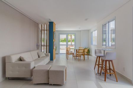 Apartamento à venda com 77m², 3 quartos e 2 vagas Apartamento à venda com 77m², 3 quartos e 2 vagasÁrea comum - Salão de festas