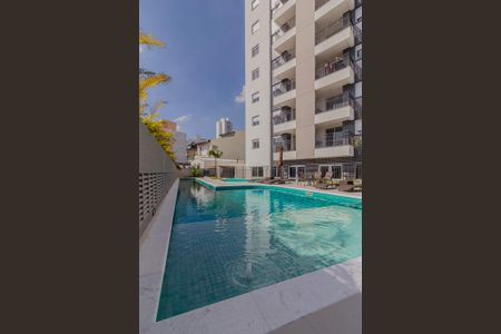 Apartamento à venda com 77m², 3 quartos e 2 vagas Apartamento à venda com 77m², 3 quartos e 2 vagasÁrea comum - Piscina