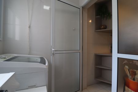 Apartamento à venda com 77m², 3 quartos e 2 vagasÁrea de Serviço