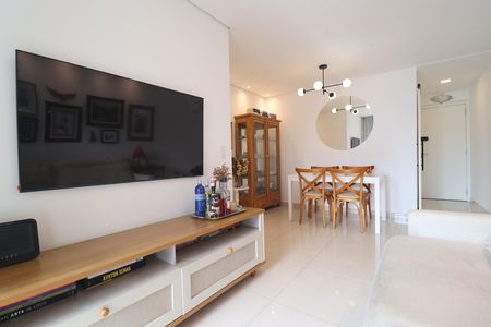 Apartamento à venda com 77m², 3 quartos e 2 vagasSala