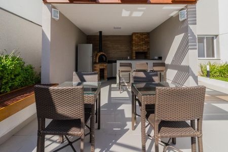 Apartamento à venda com 77m², 3 quartos e 2 vagas Apartamento à venda com 77m², 3 quartos e 2 vagasÁrea comum - Churrasqueira