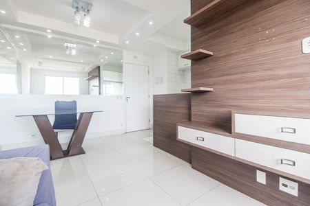 Sala  de apartamento para alugar com 2 quartos, 51m² em Centro, Barueri