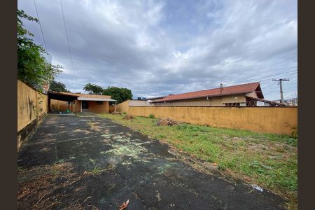 Quintal de casa à venda com 3 quartos, 470m² em Inconfidentes, Contagem