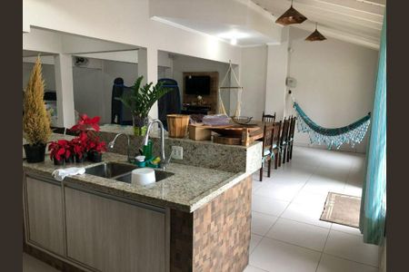 Casa à venda com 4 quartos, 420m² em Vila Galvão, Guarulhos