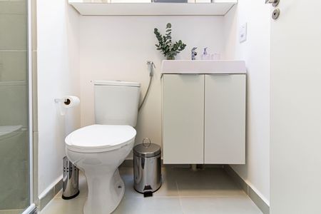 Apartamento para alugar com 24m², 1 quarto e sem vaga Apartamento para alugar com 24m², 1 quarto e sem vagaBanheiro da Suíte