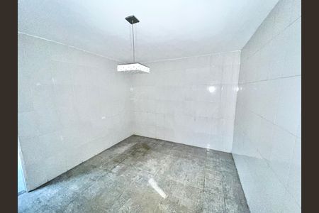 Casa para alugar com 32m², 1 quarto e sem vaga Casa para alugar com 32m², 1 quarto e sem vagaQuarto