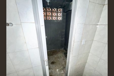 Casa para alugar com 32m², 1 quarto e sem vaga Casa para alugar com 32m², 1 quarto e sem vagaBanheiro