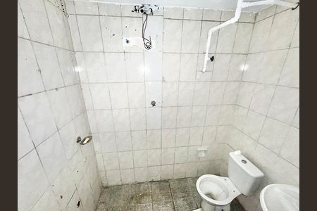Casa para alugar com 32m², 1 quarto e sem vaga Casa para alugar com 32m², 1 quarto e sem vagaBanheiro