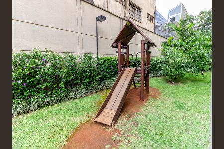 Apartamento para alugar com 32m², 1 quarto e sem vaga Apartamento para alugar com 32m², 1 quarto e sem vagaÁrea comum - Playground