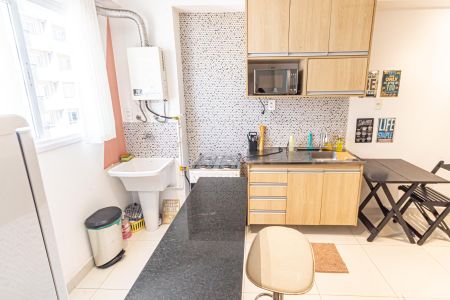 Apartamento para alugar com 32m², 1 quarto e sem vaga Apartamento para alugar com 32m², 1 quarto e sem vagaCozinha e Área de Serviço
