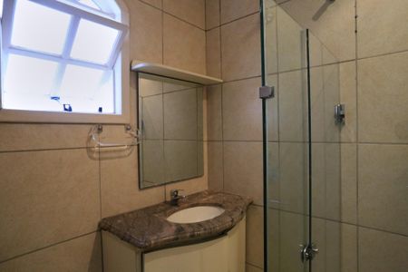 Casa para alugar com 567m², 5 quartos e 10 vagas Casa para alugar com 567m², 5 quartos e 10 vagasBanheiro da Suíte
