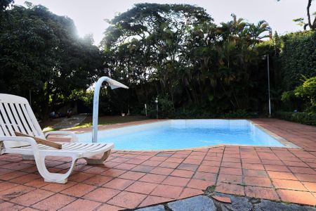 Casa para alugar com 567m², 5 quartos e 10 vagas Casa para alugar com 567m², 5 quartos e 10 vagasPiscina
