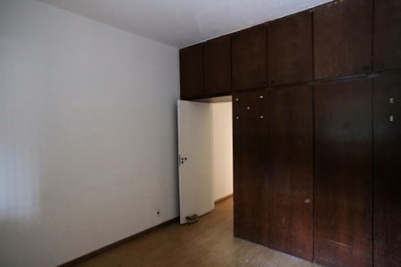 Casa para alugar com 567m², 5 quartos e 10 vagas Casa para alugar com 567m², 5 quartos e 10 vagasSuíte