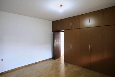 Casa para alugar com 567m², 5 quartos e 10 vagas Casa para alugar com 567m², 5 quartos e 10 vagasSuíte 3