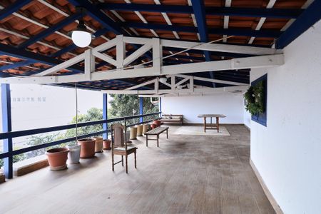 Casa para alugar com 567m², 5 quartos e 10 vagas Casa para alugar com 567m², 5 quartos e 10 vagasVaranda da Sala