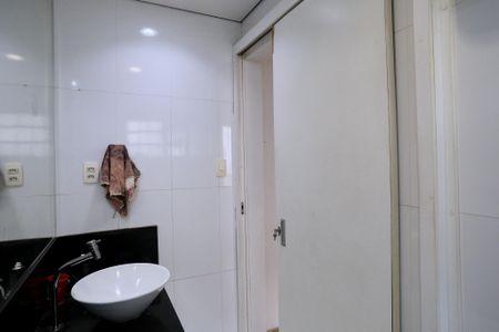 Casa para alugar com 567m², 5 quartos e 10 vagas Casa para alugar com 567m², 5 quartos e 10 vagasBanheiro da Suíte 1