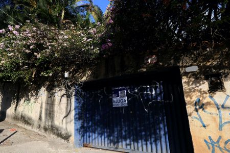 Casa para alugar com 567m², 5 quartos e 10 vagas Casa para alugar com 567m², 5 quartos e 10 vagasFachada