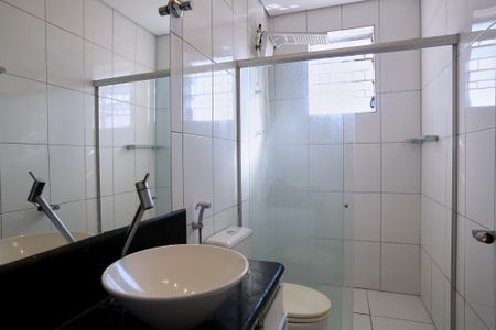 Casa para alugar com 567m², 5 quartos e 10 vagas Casa para alugar com 567m², 5 quartos e 10 vagasBanheiro da Suíte 4