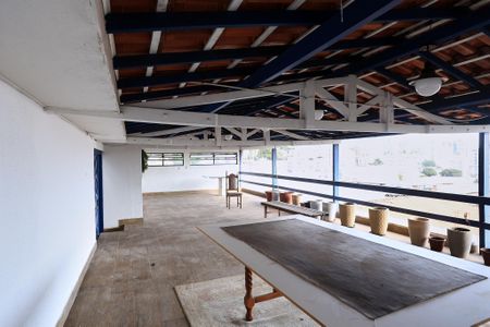 Casa para alugar com 567m², 5 quartos e 10 vagas Casa para alugar com 567m², 5 quartos e 10 vagasVaranda da Sala
