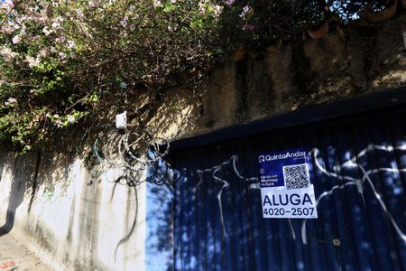 Casa para alugar com 567m², 5 quartos e 10 vagas Casa para alugar com 567m², 5 quartos e 10 vagasFachada com Plaquinha