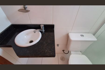 Apartamento à venda com 65m², 2 quartos e 2 vagas Apartamento à venda com 65m², 2 quartos e 2 vagasBanheiro Social