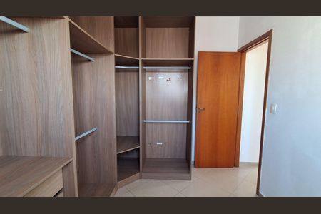 Apartamento à venda com 65m², 2 quartos e 2 vagas Apartamento à venda com 65m², 2 quartos e 2 vagasQuarto